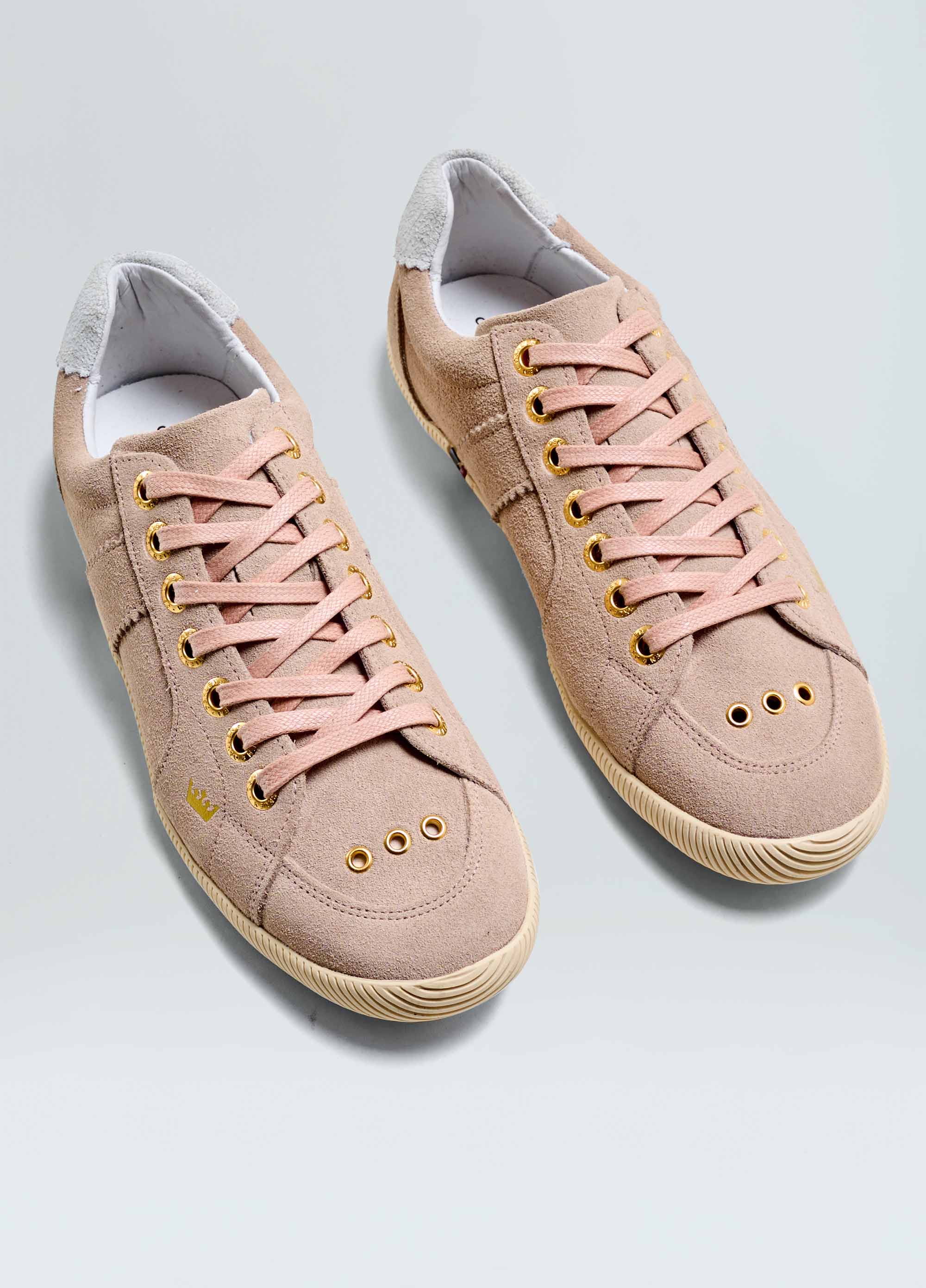 Womens riva suede sneakers