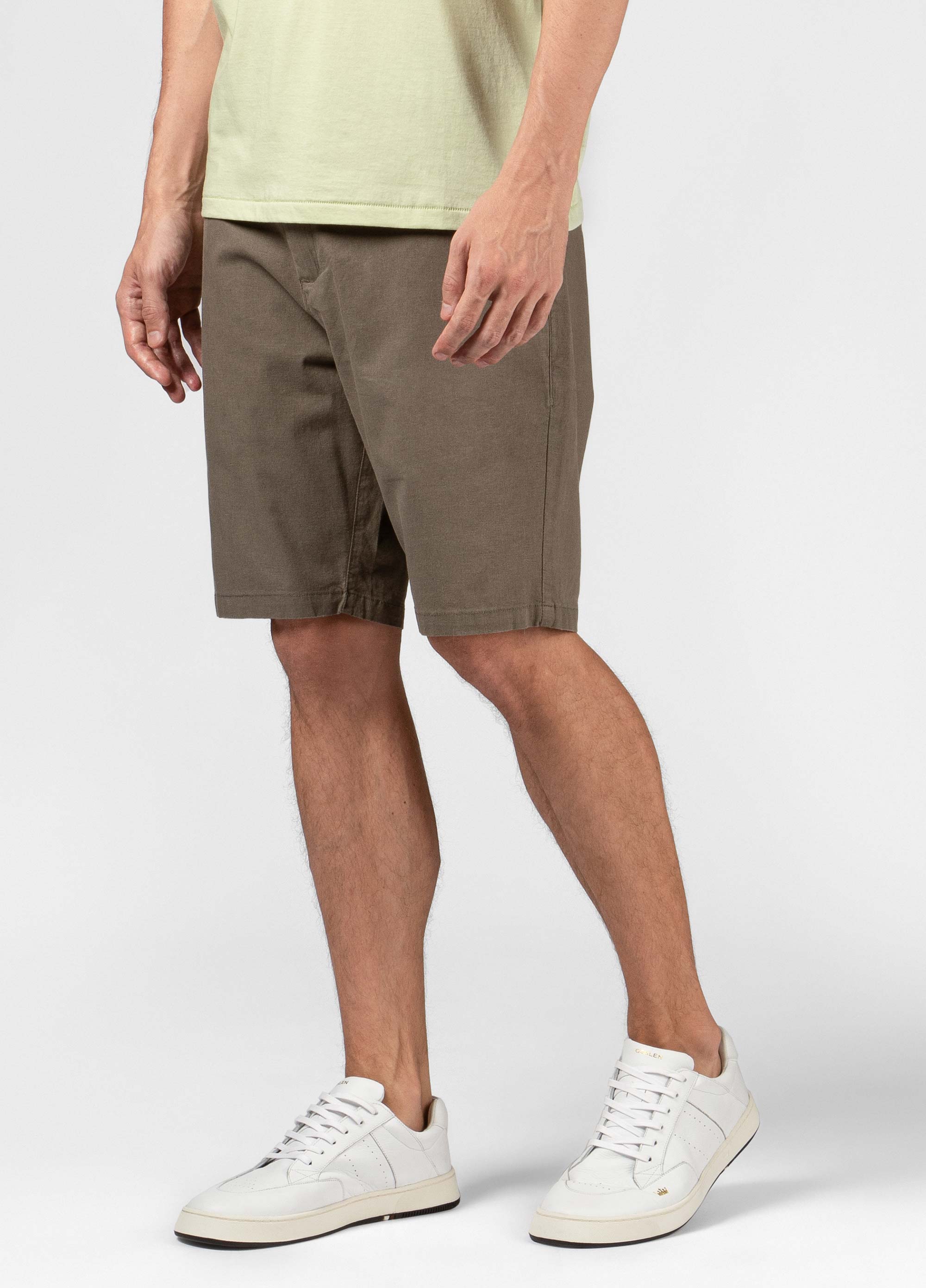 Basic linen tailored shorts
