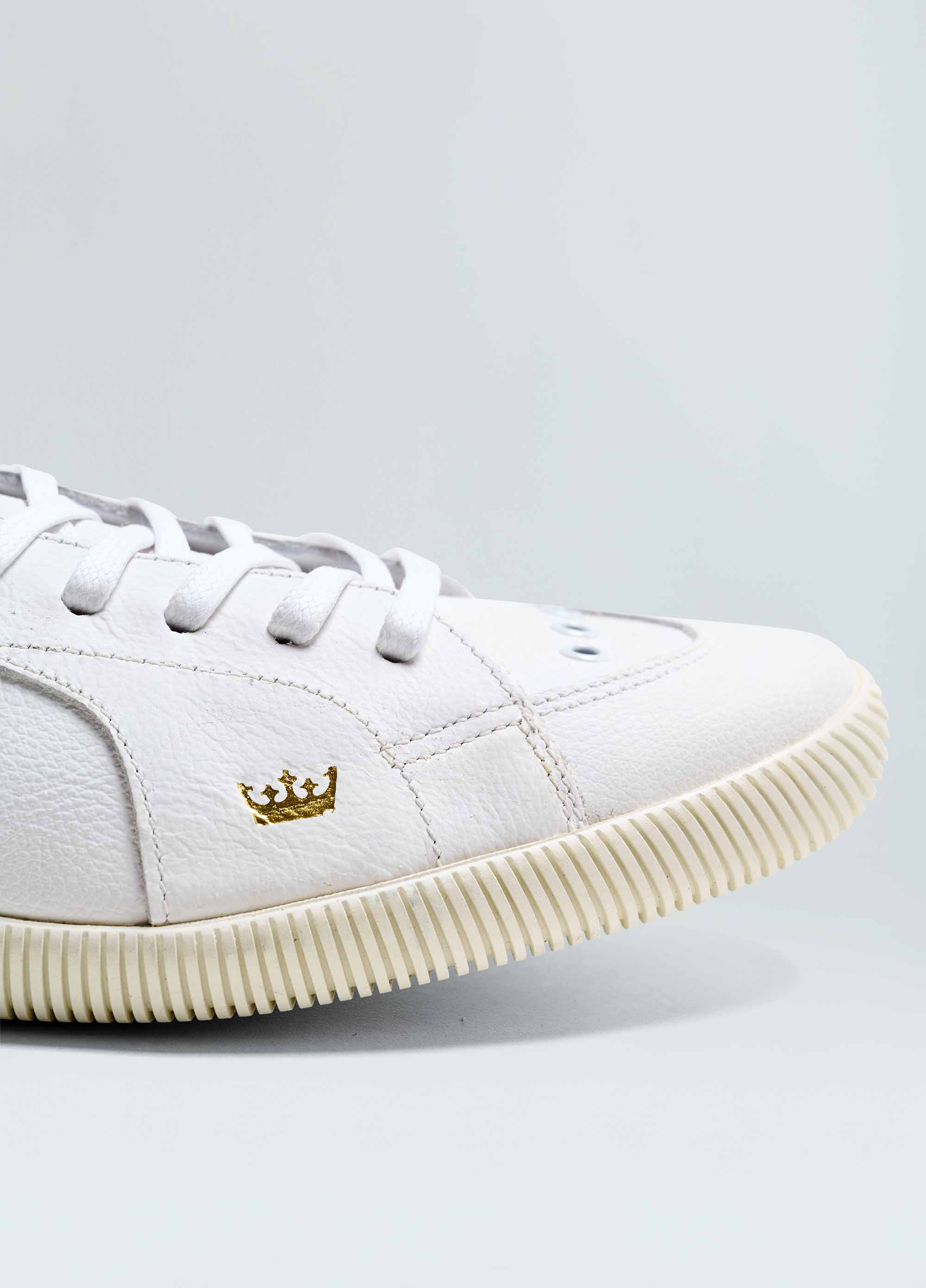 Mens riva white sneakers