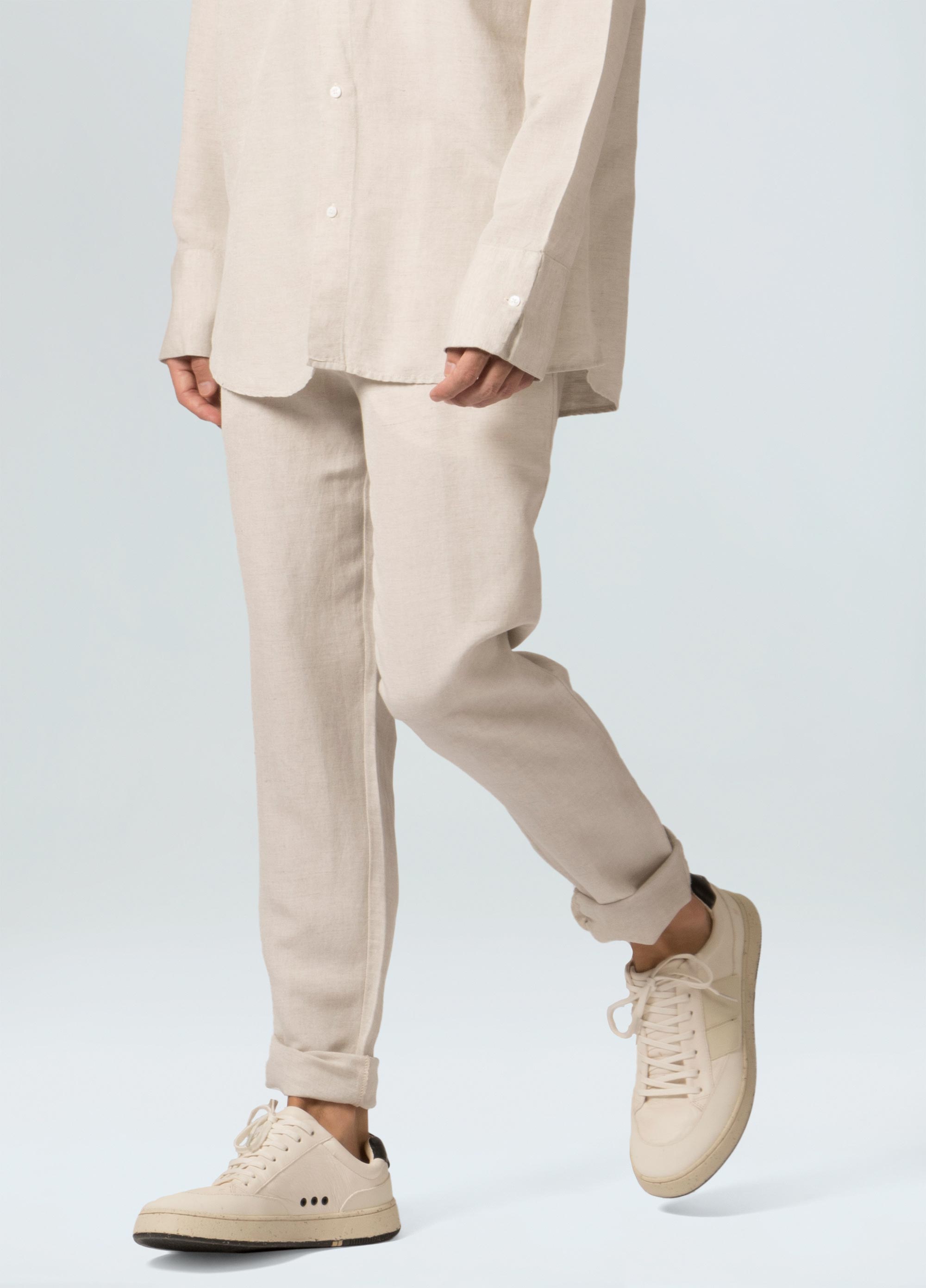 Fluid linen tailored pants