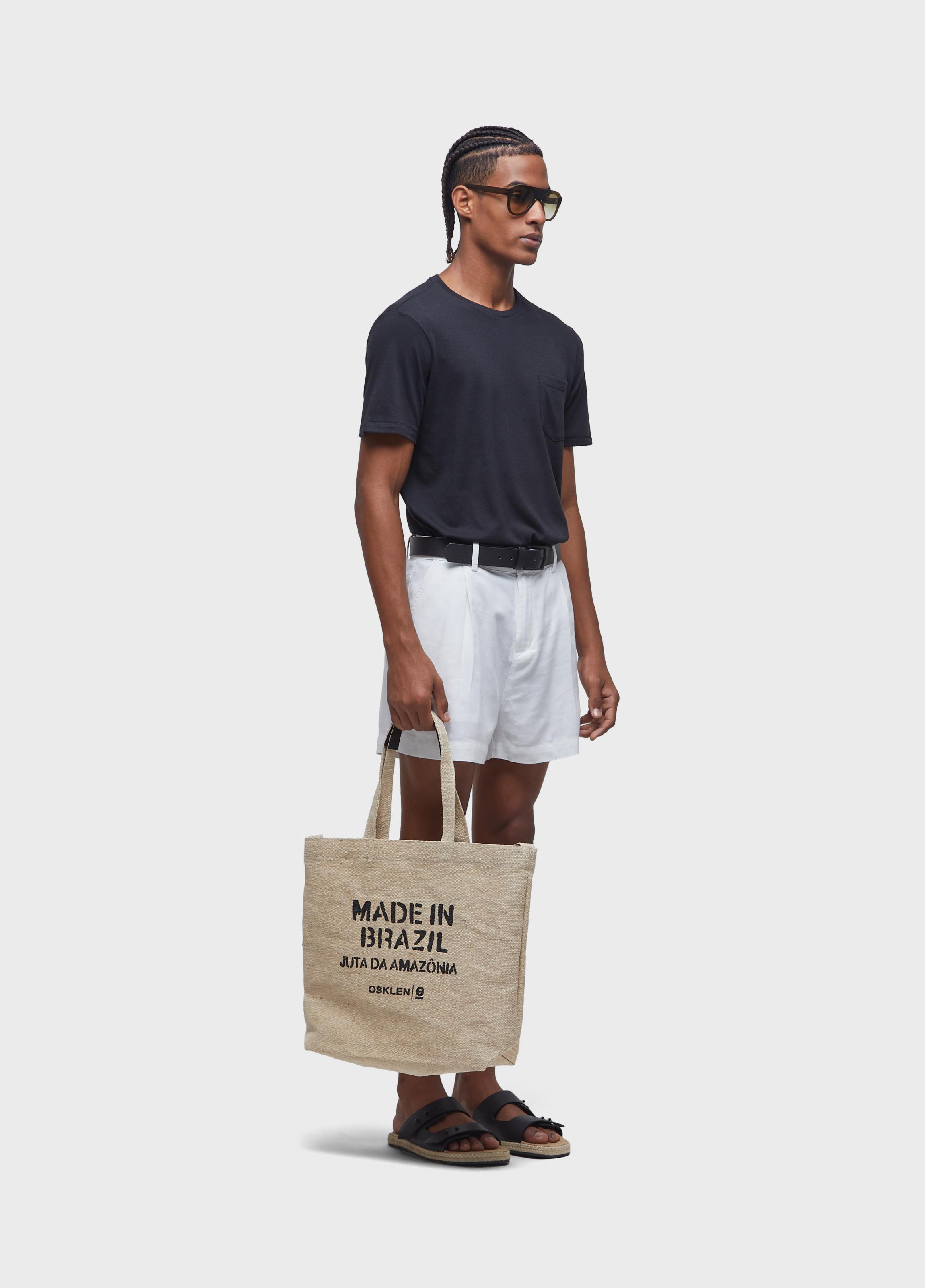 Fluid linen pleated shorts