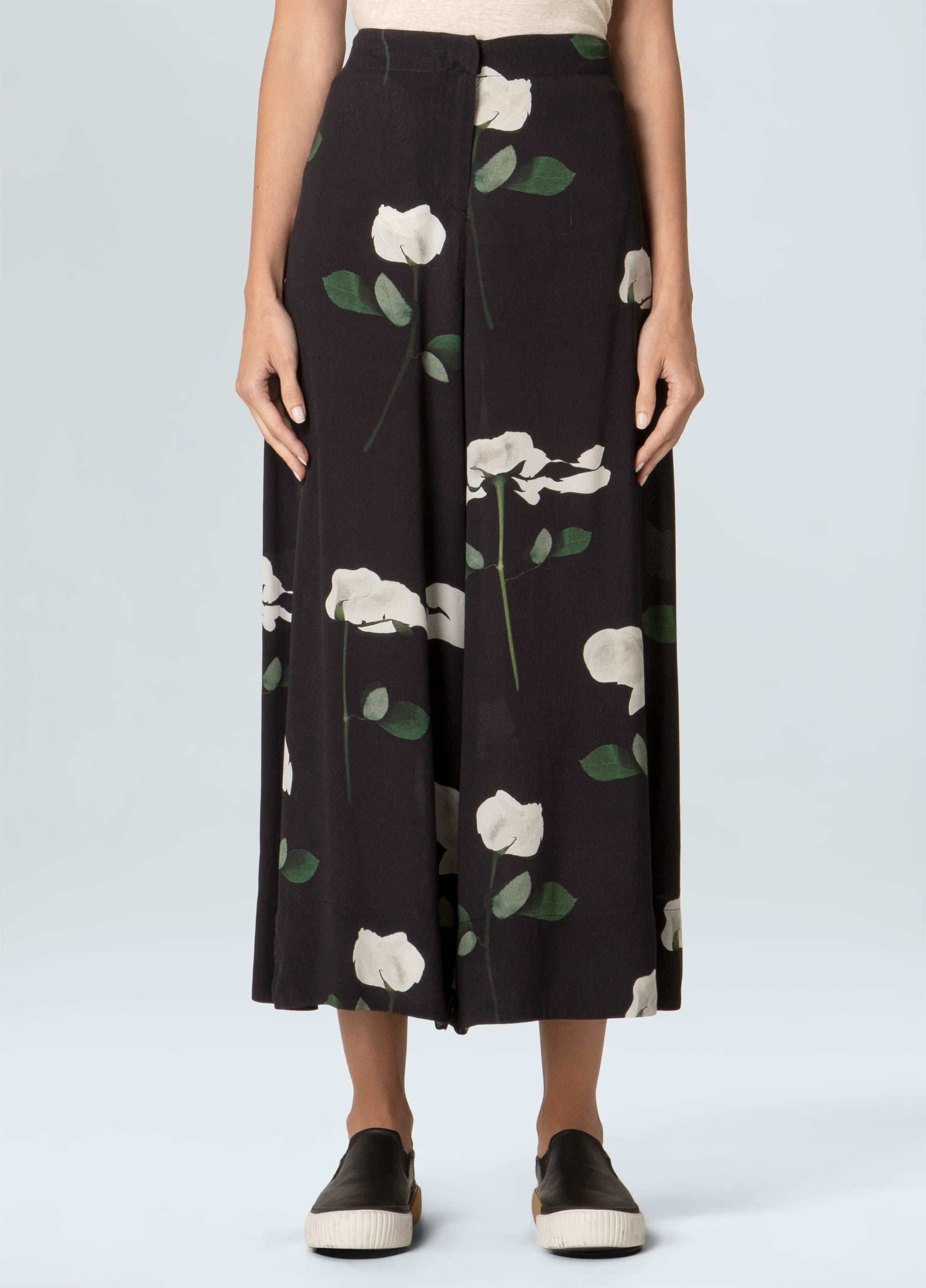 Rose glitch off wide pants