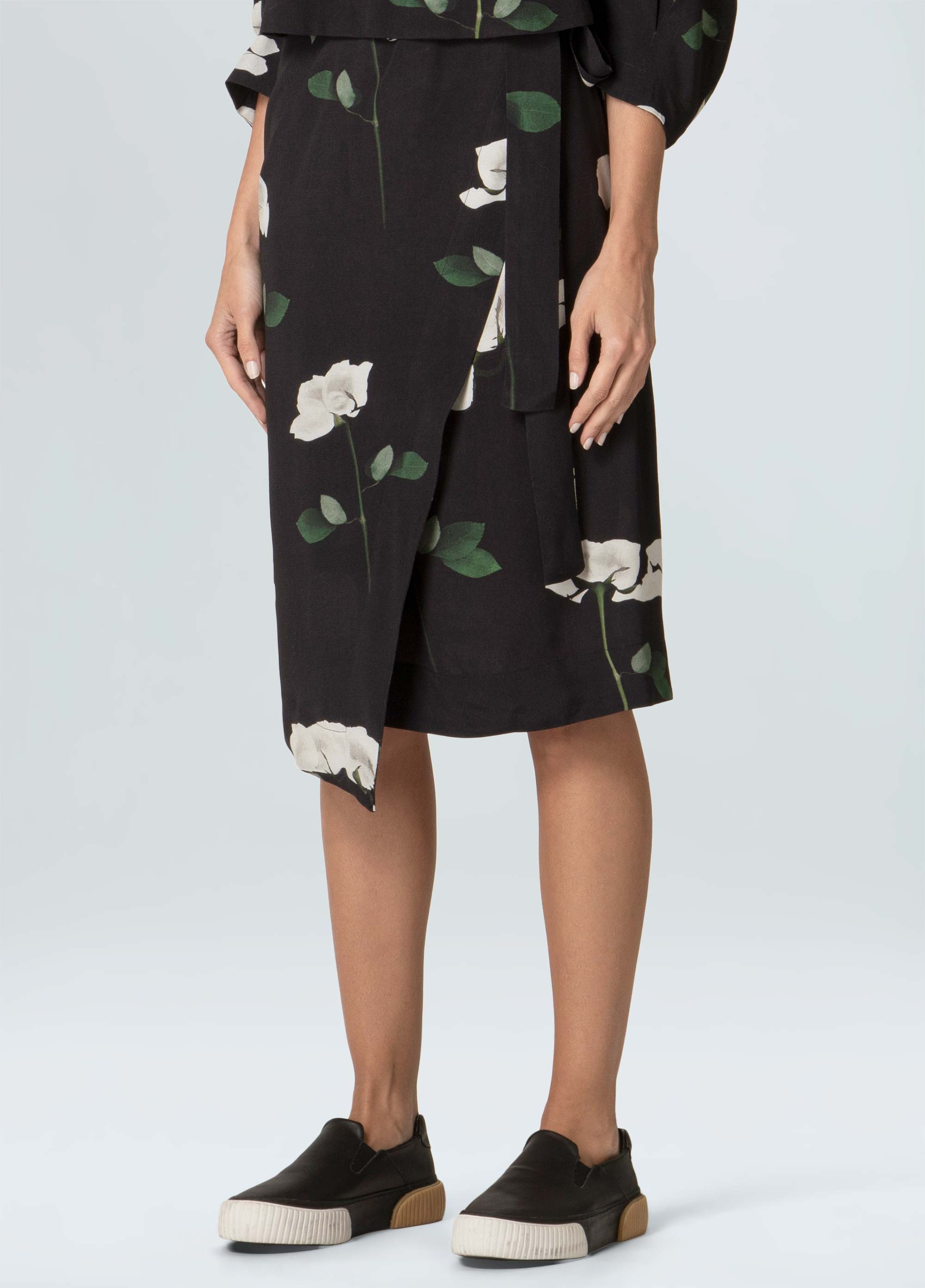 Rose glitch tie skirt