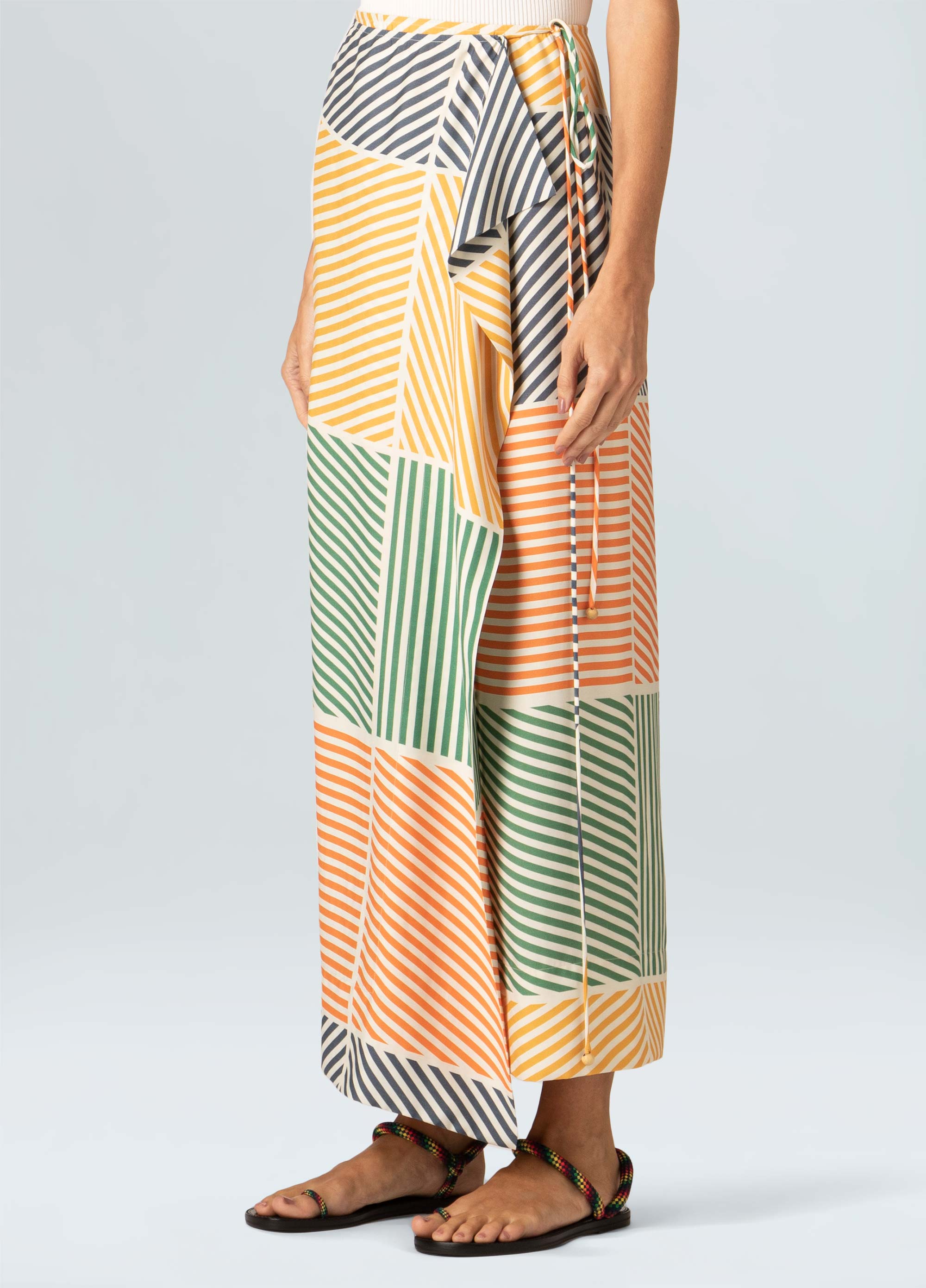 Rotation stripes MIDI skirt