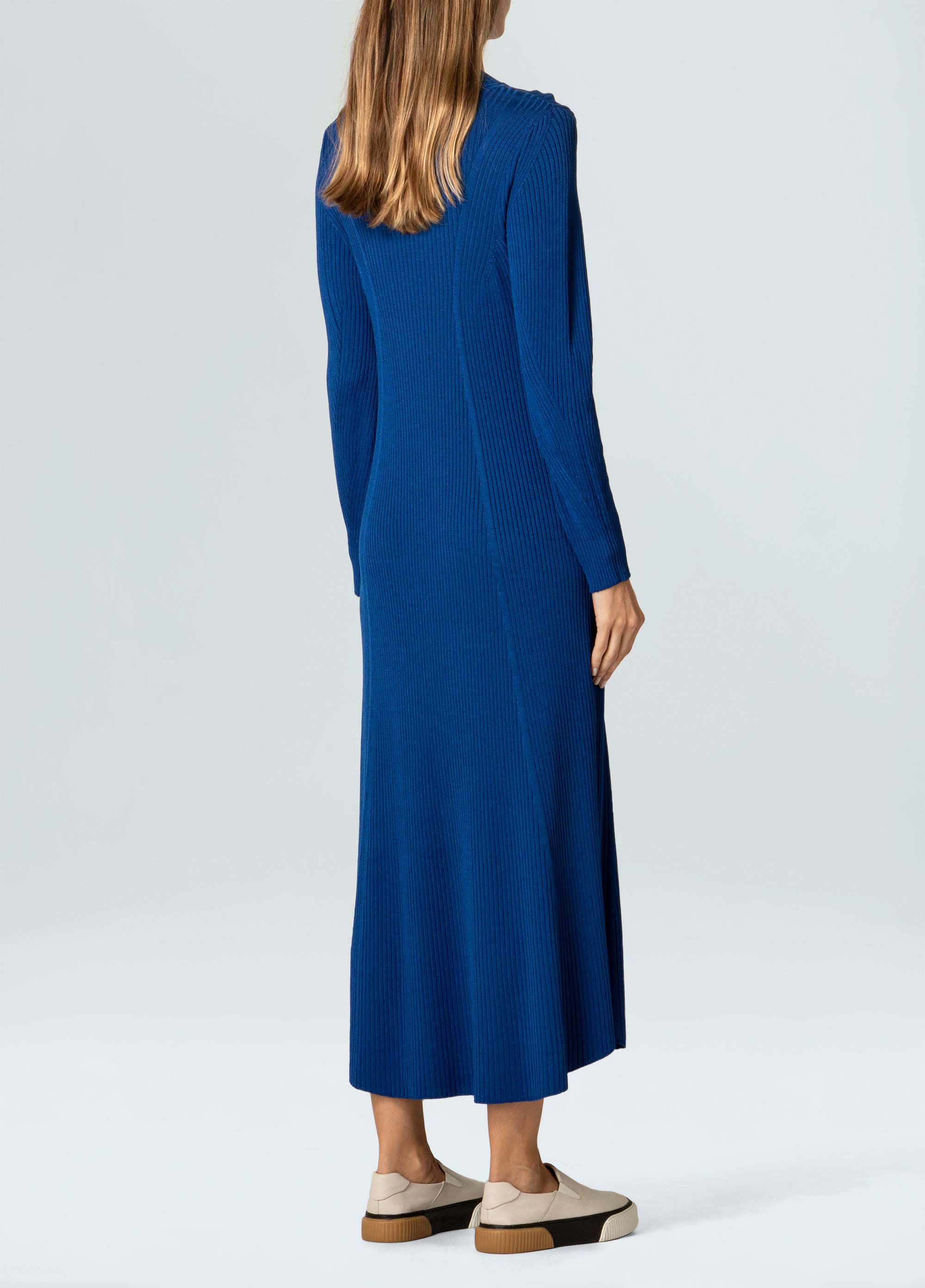 Long fluid dress