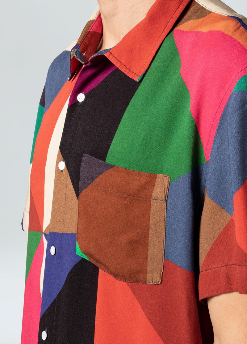 camisa triangulo e mc