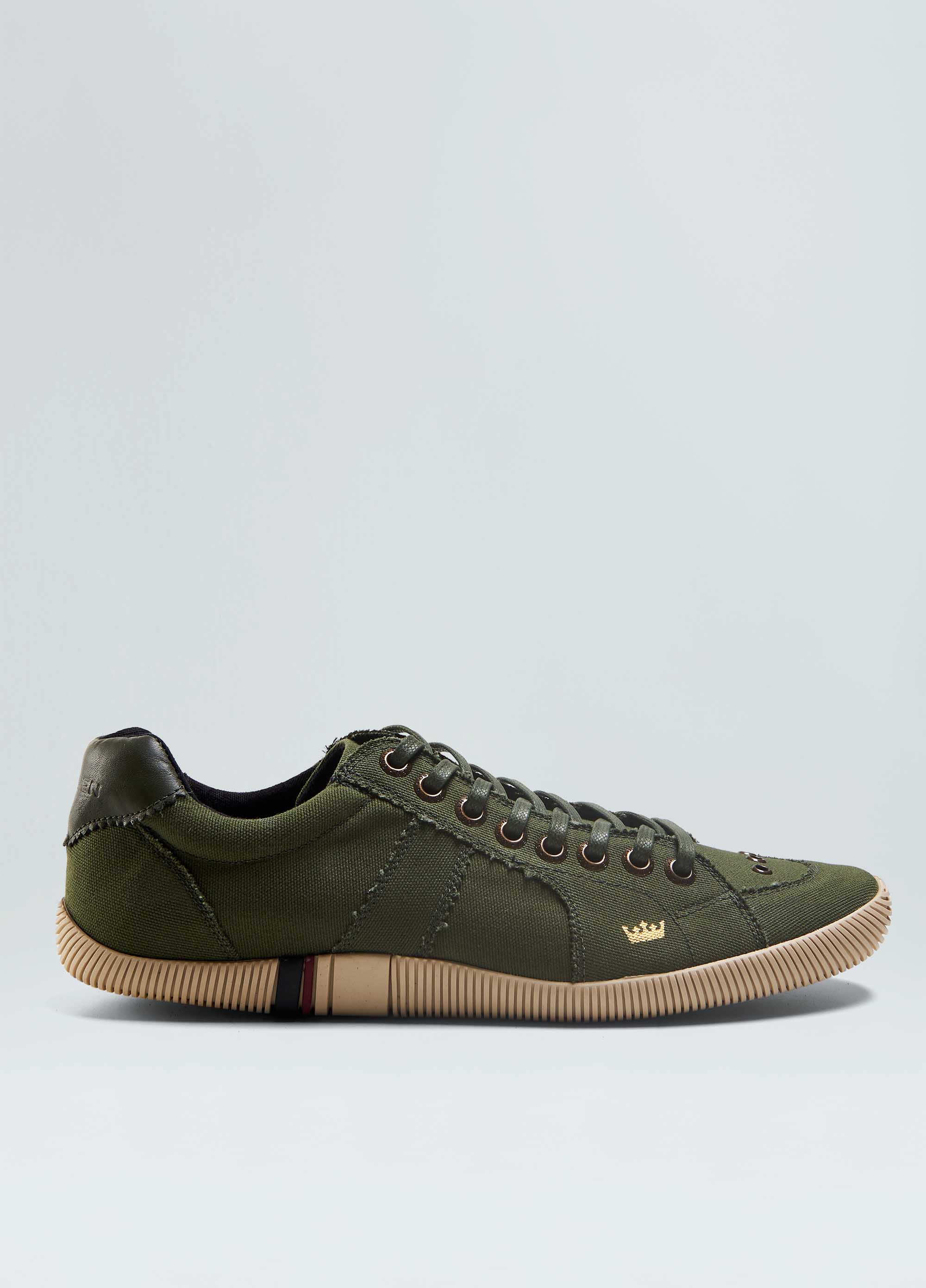 Osklen men monochrome canvas riva sneakers