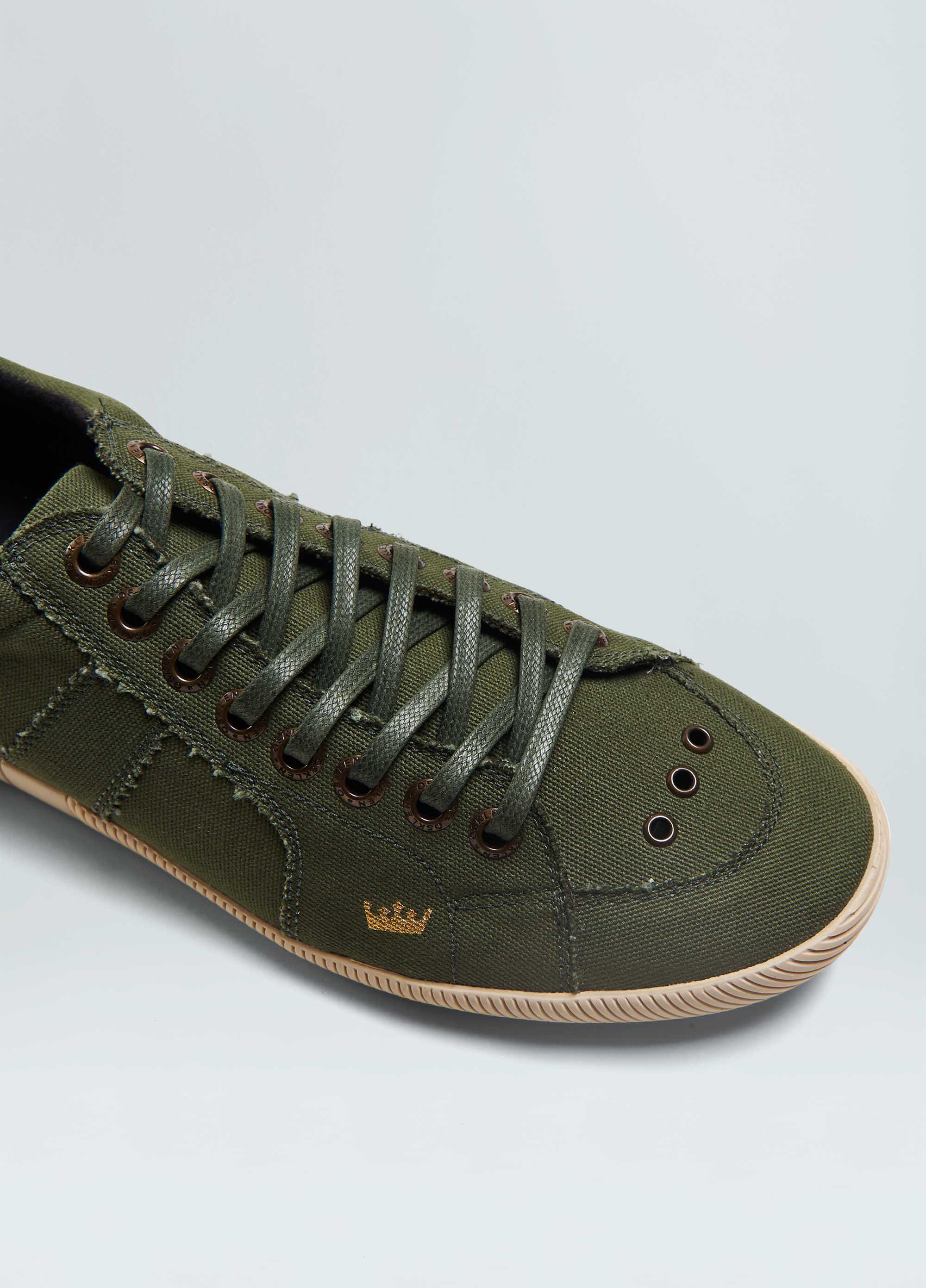 Osklen men monochrome canvas riva sneakers