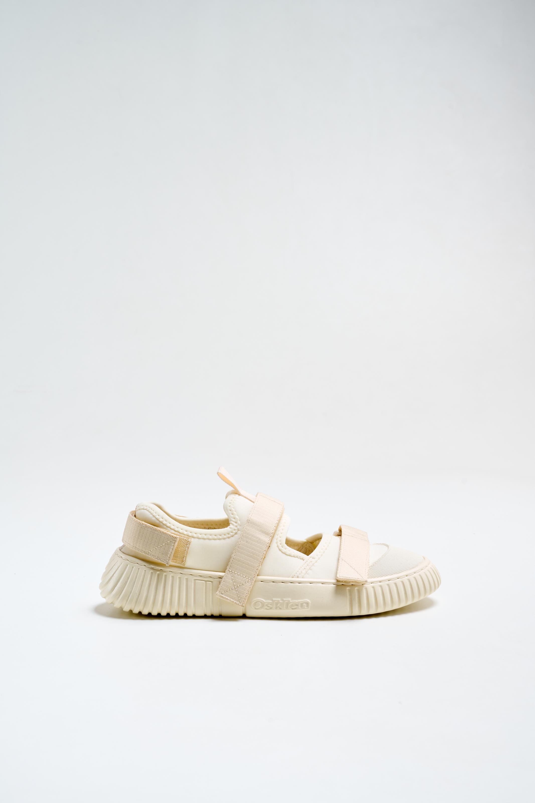 Arpx balance sneakers