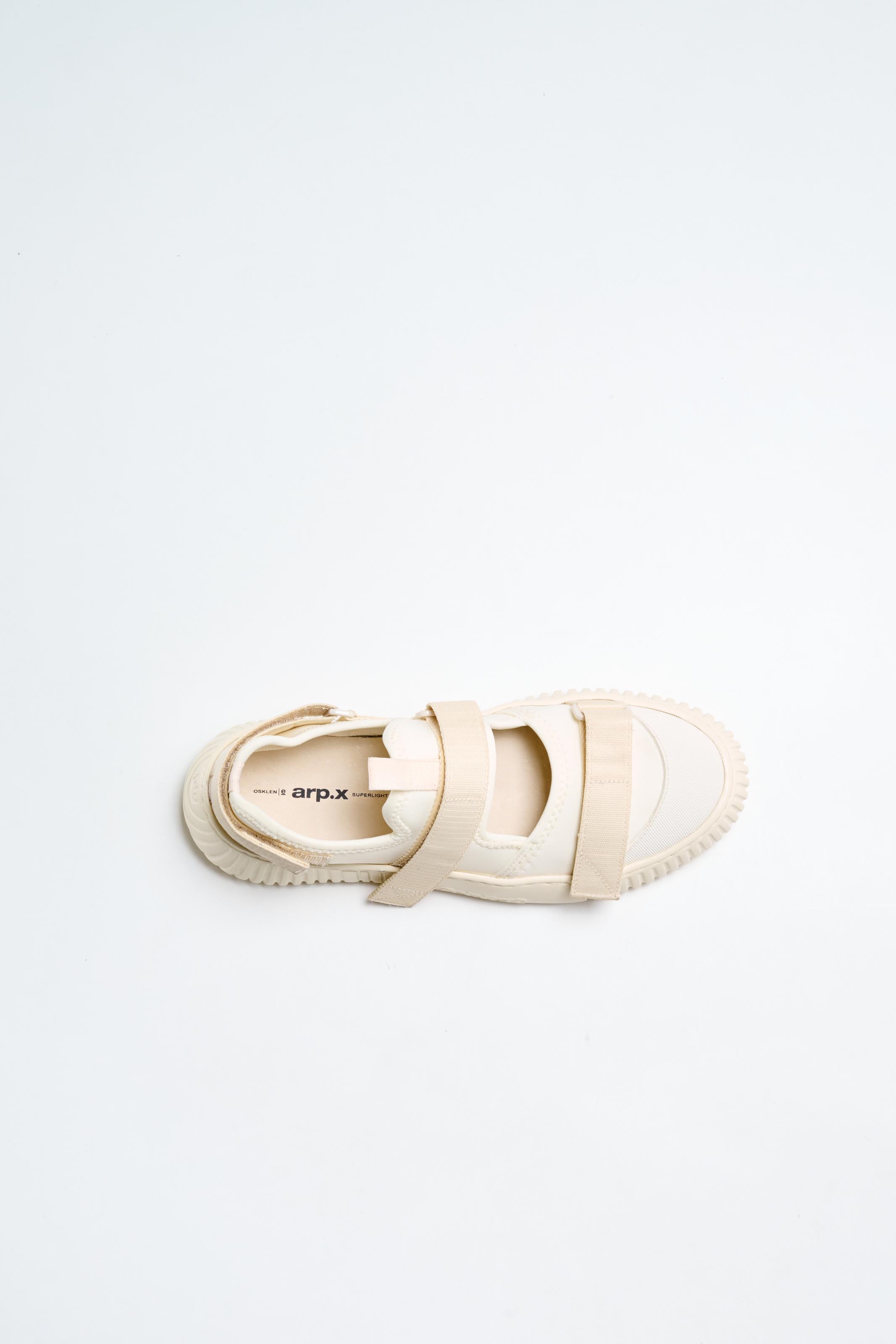 Arpx balance sneakers