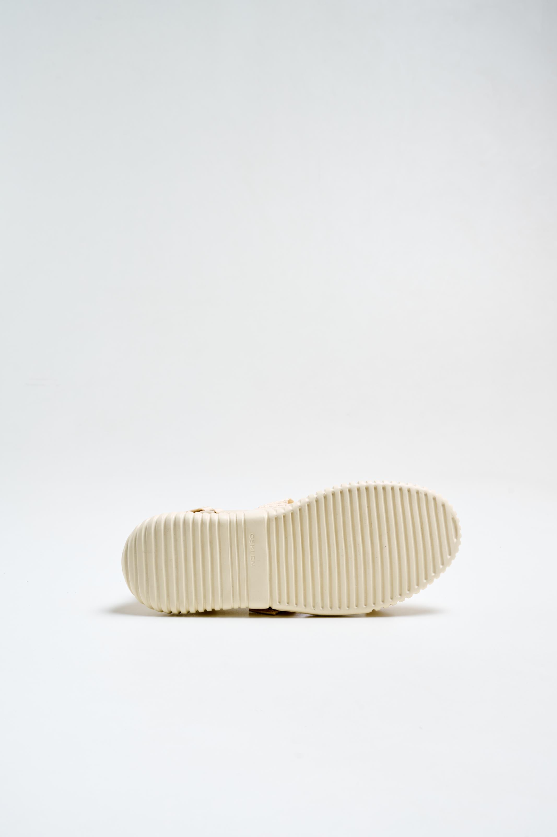 Arpx balance sneakers