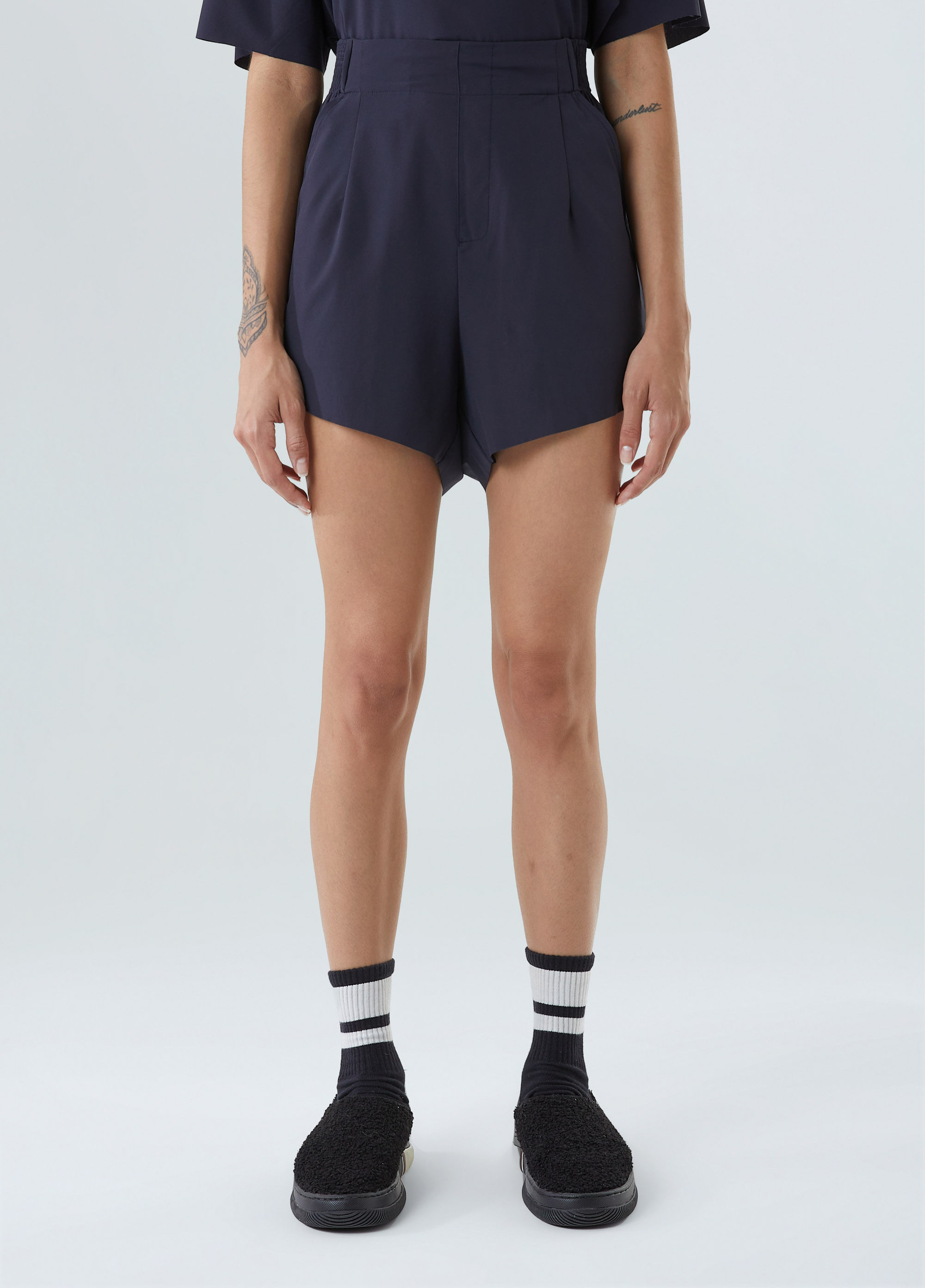 SHORT SUPERLIGHT