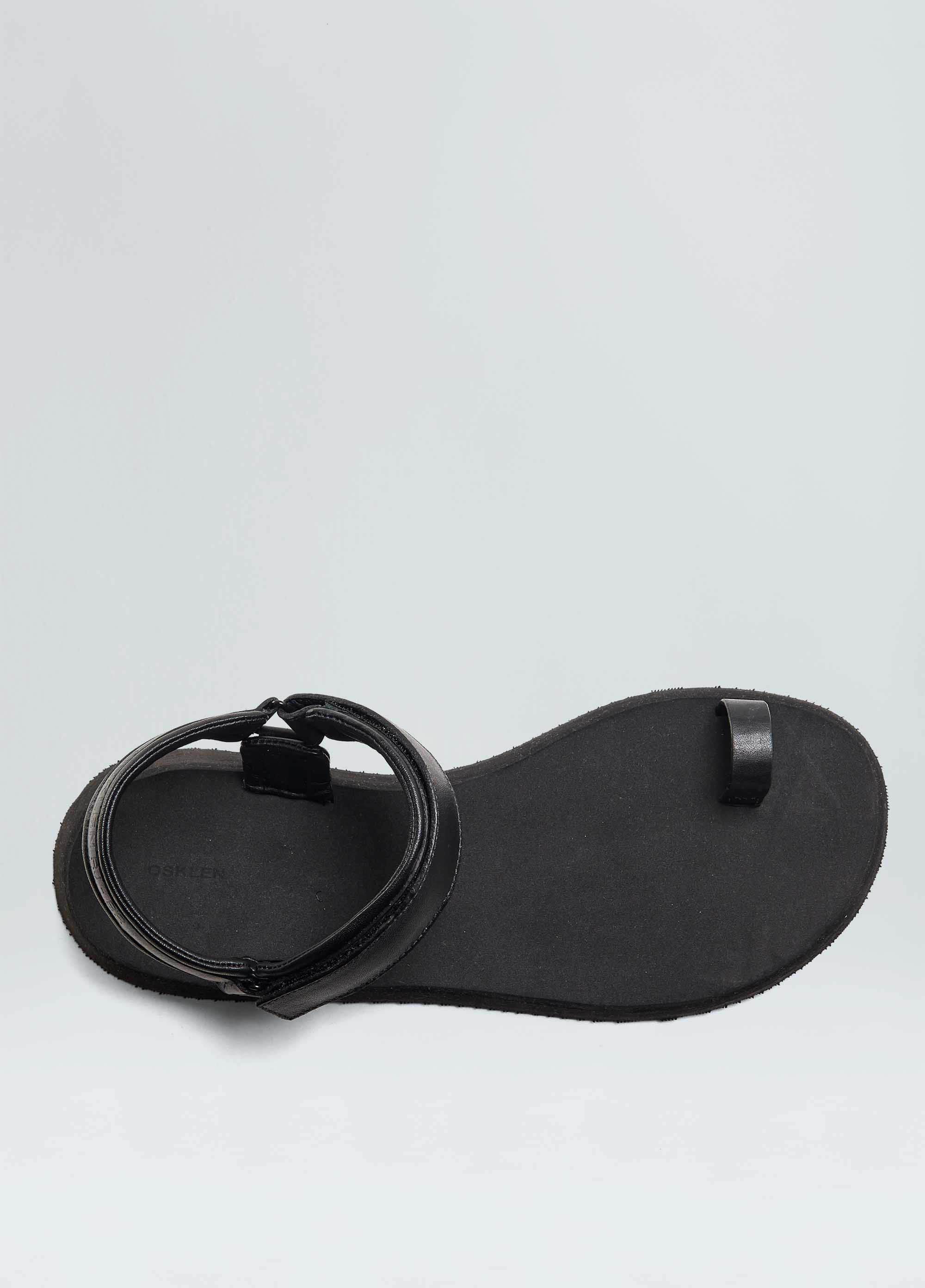 Velcro leather sandals