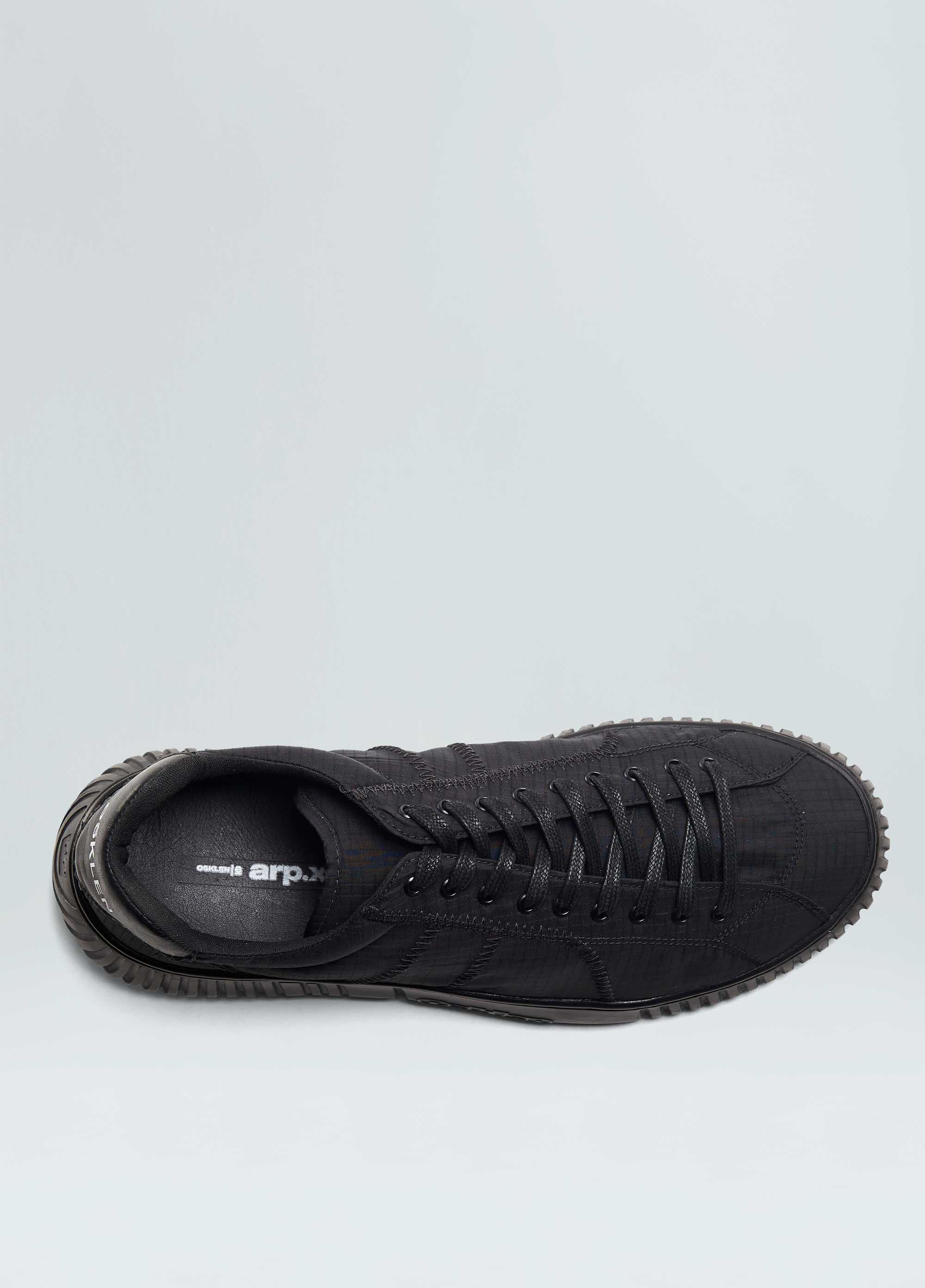 Men's black sole arpx riva sneakers