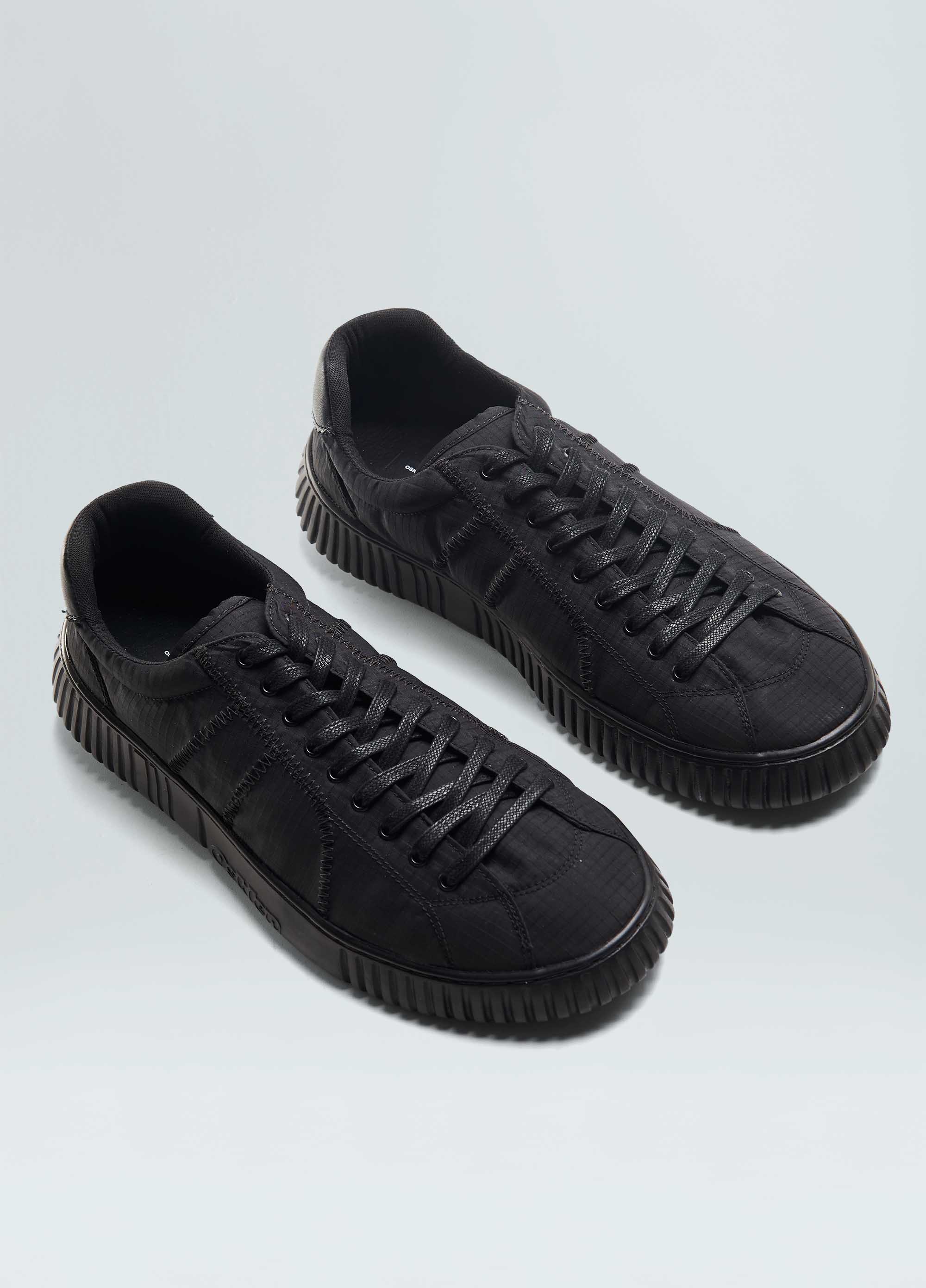 Men's black sole arpx riva sneakers