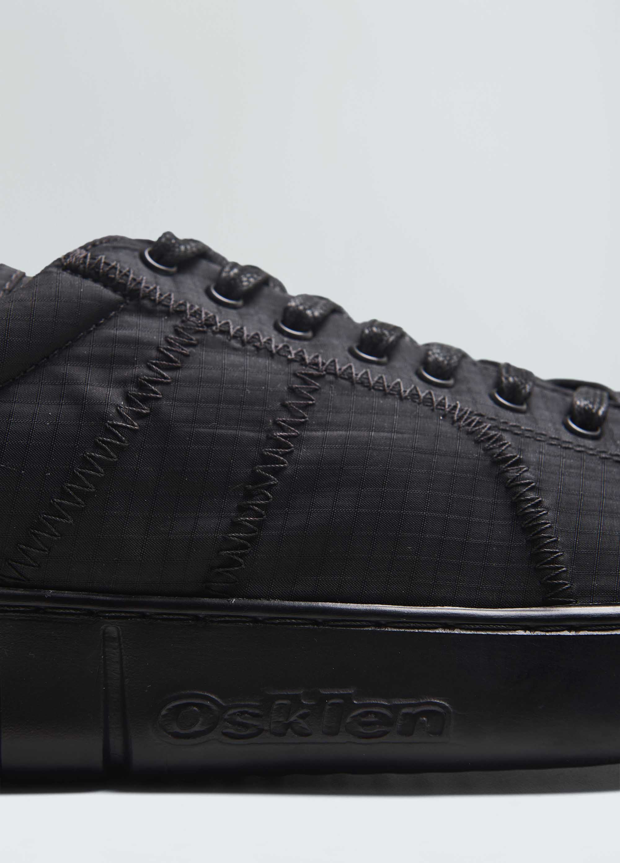 Men's black sole arpx riva sneakers