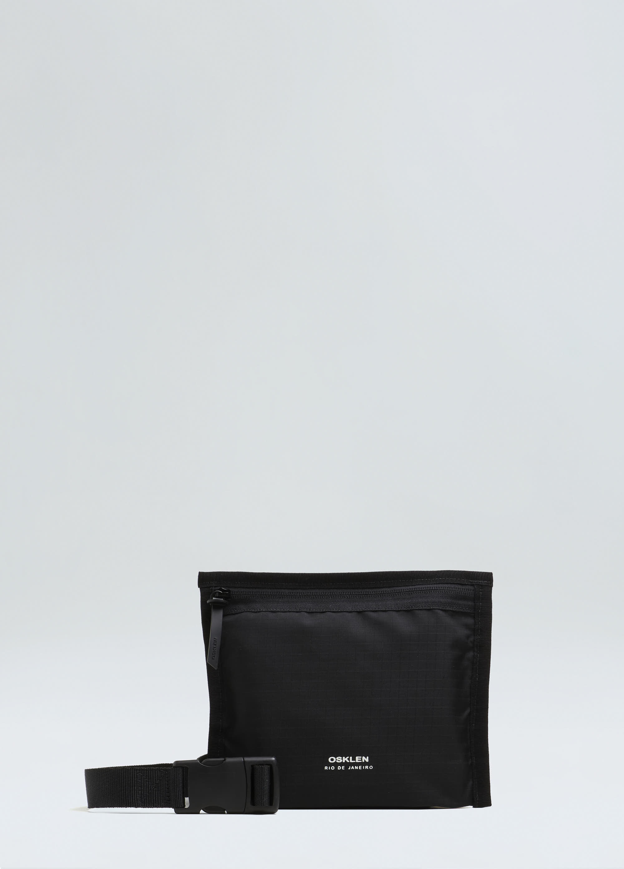 Simple crossbody bag