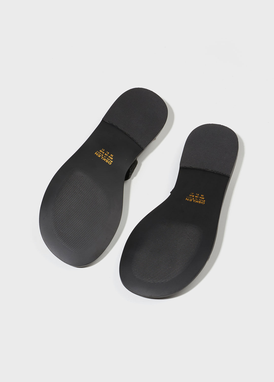 Ipanem slide sandals