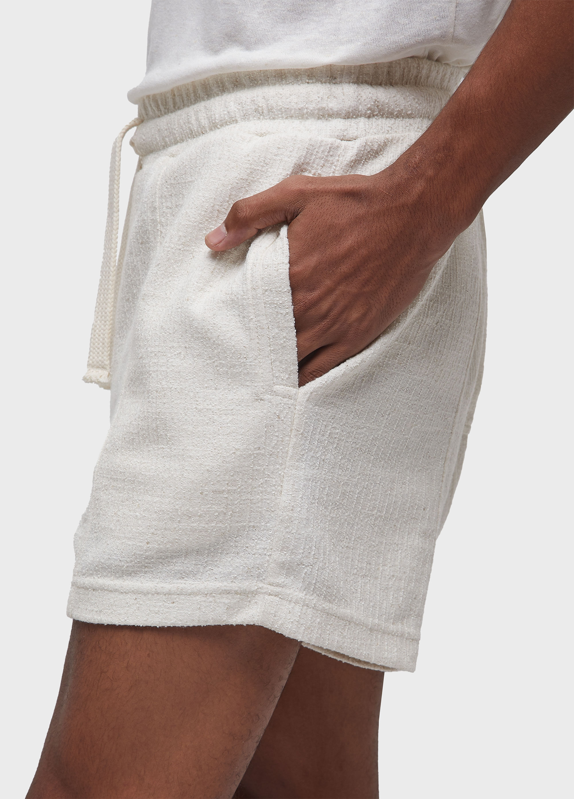 Rustic texture bermuda shorts