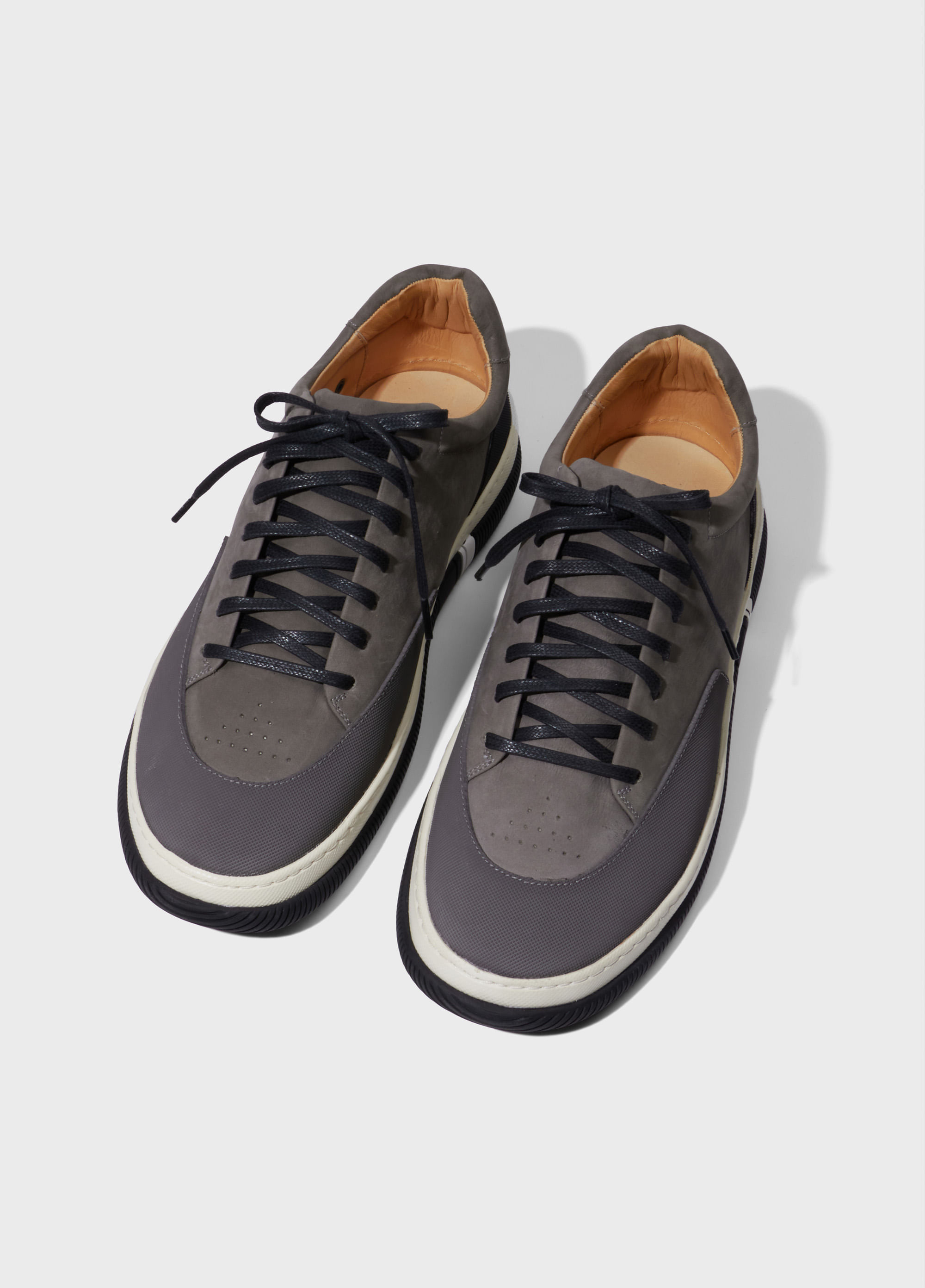 TENIS HYBRID LACES OIL MASC