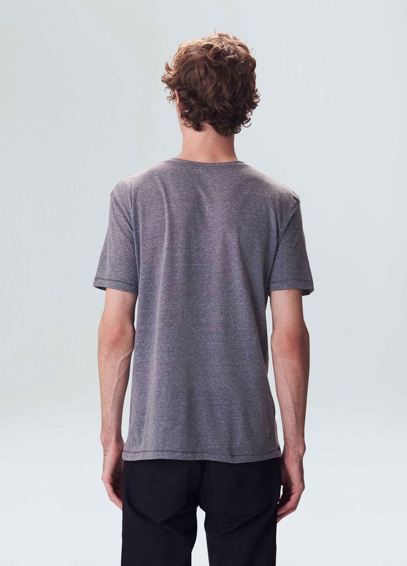 608020539_tshirt-light_4