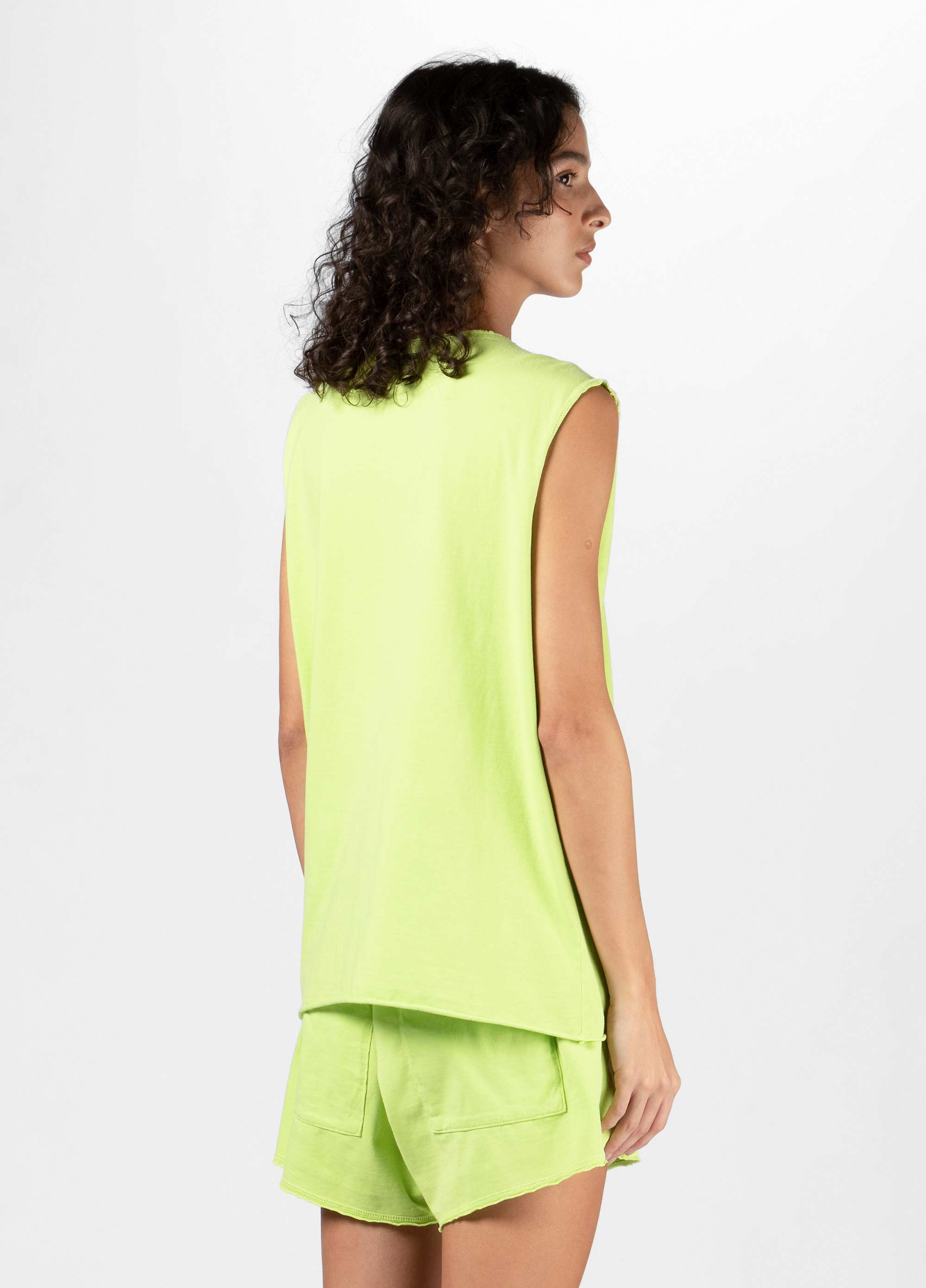 Womens detail sleeveless blouse