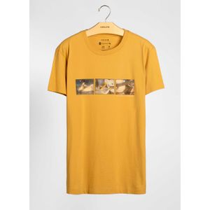 Vintage surfing analogue t-shirt