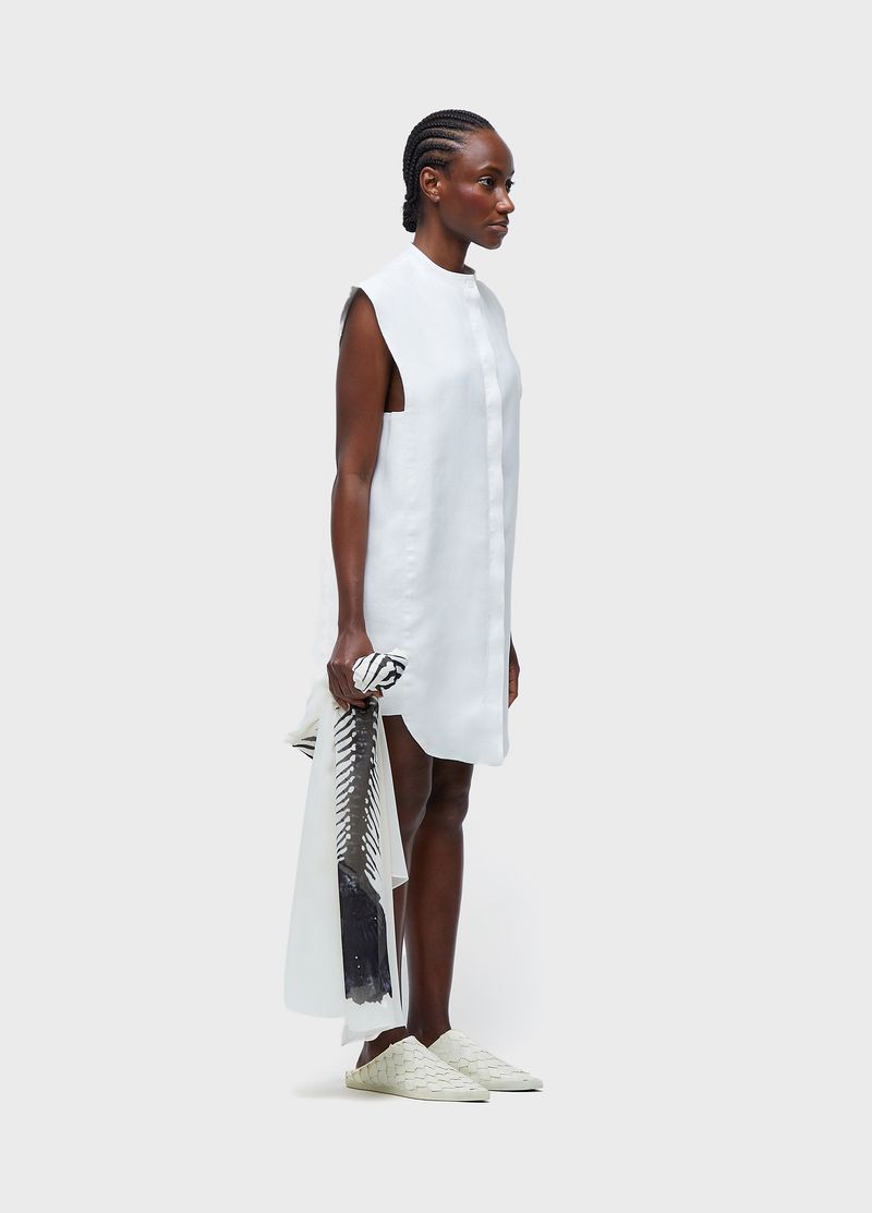 7336518_VESTIDO-SMOKING-SLEEVELESS-LINEN_2
