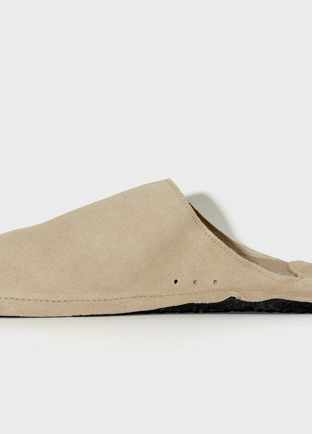 Suede slippers