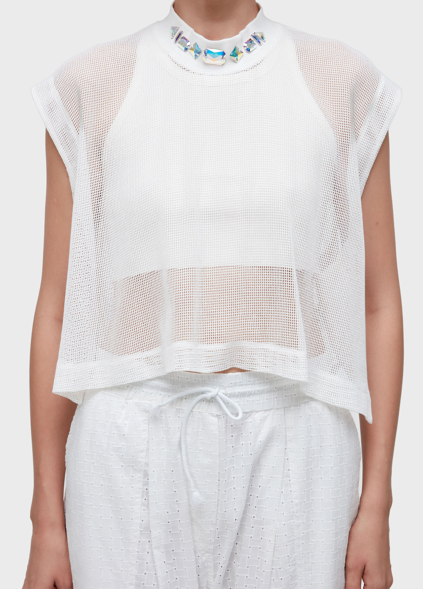 Sleeveless stones mesh top