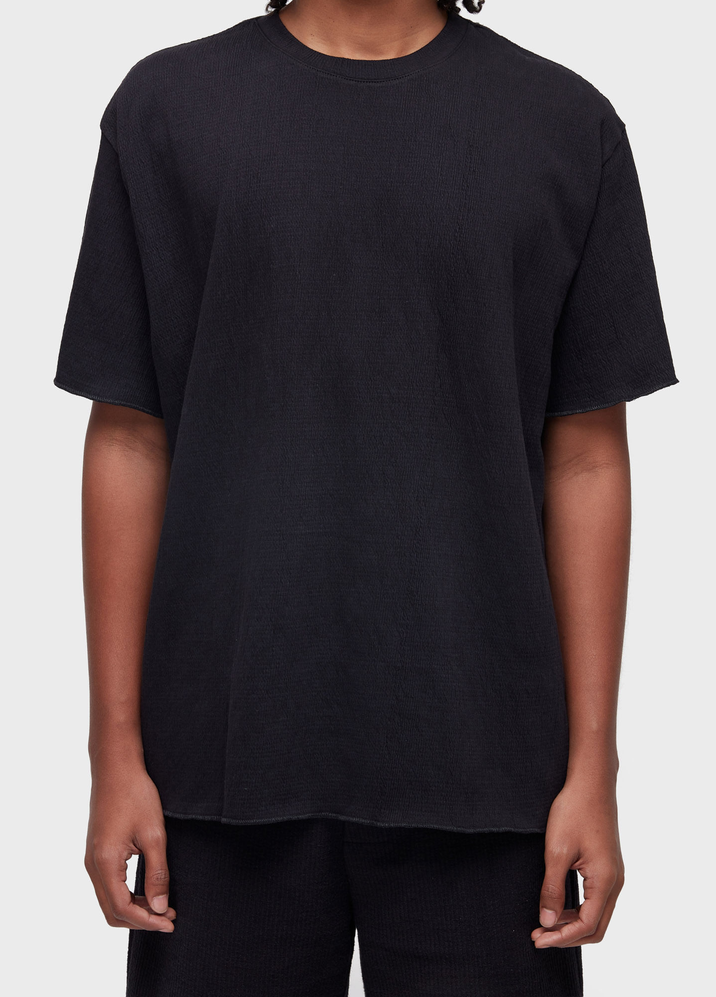 Short-sleeved wrinkled yogue t-shirt