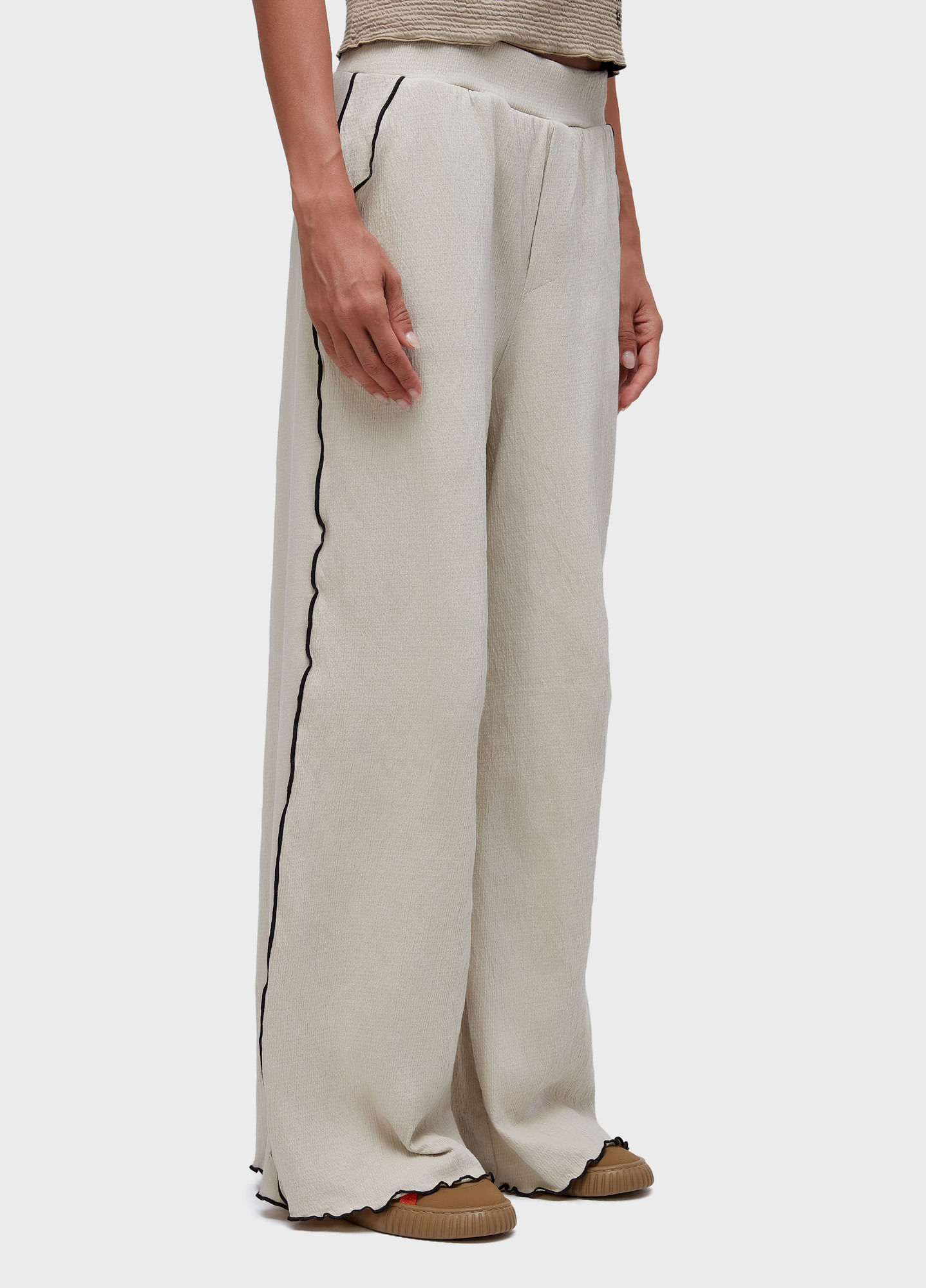 Rug pants
